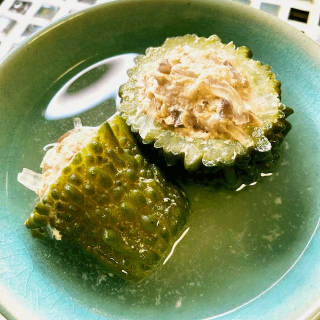 ベトナム風ゴーヤの肉詰めのアップ