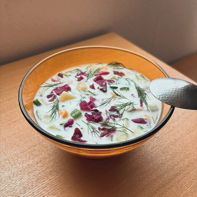 ロシアの冷製スープ「オクローシカ」